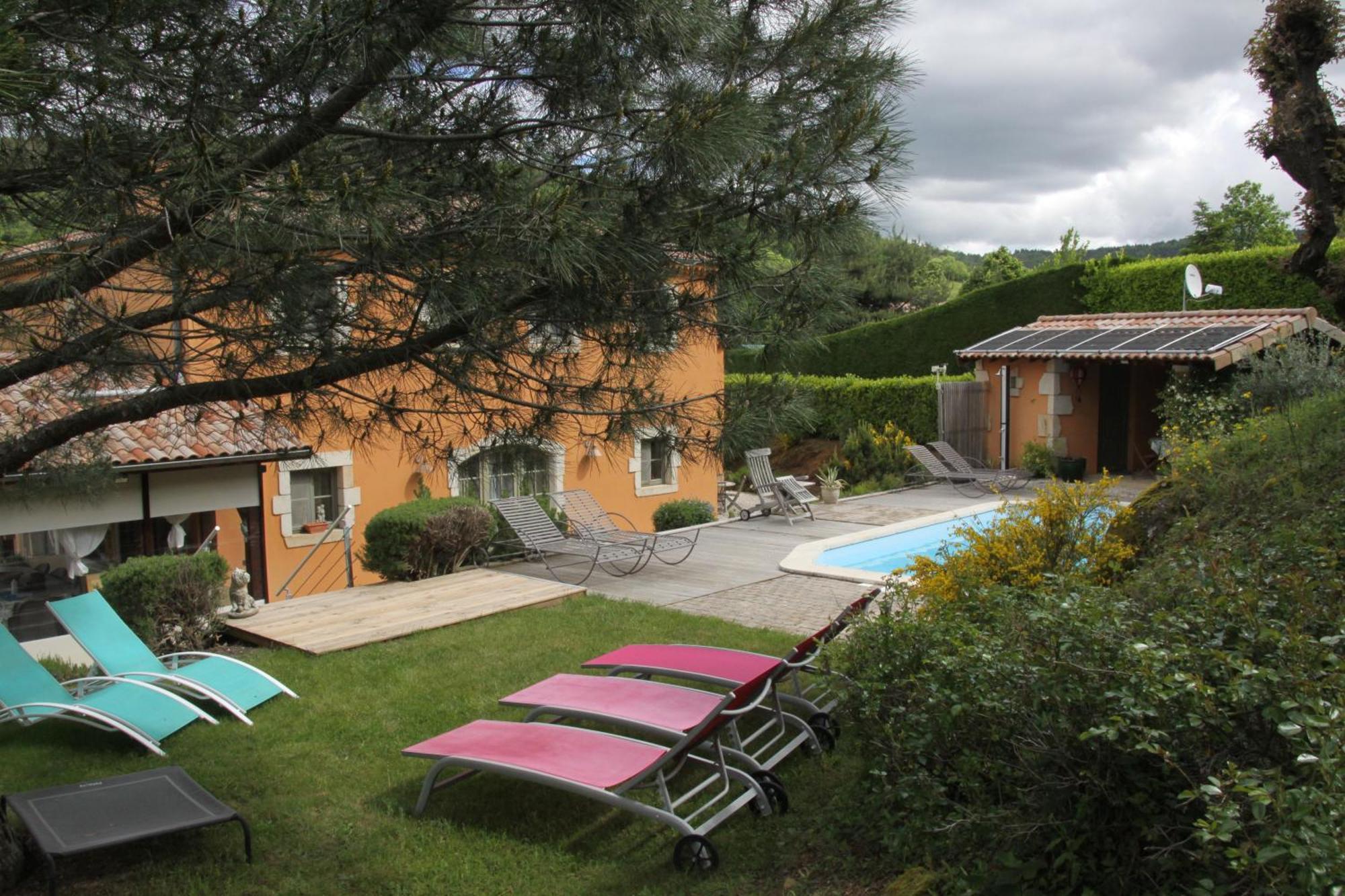 مبيت وإفطار Saint-Félicien La Bastide De Fontaille المظهر الخارجي الصورة