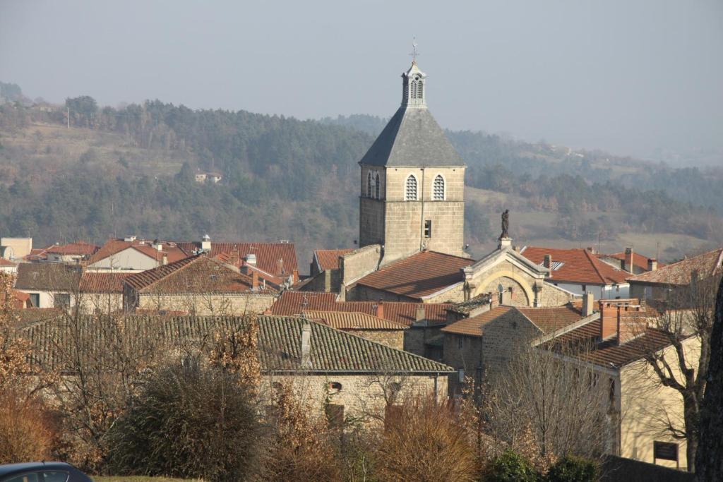 مبيت وإفطار Saint-Félicien La Bastide De Fontaille المظهر الخارجي الصورة